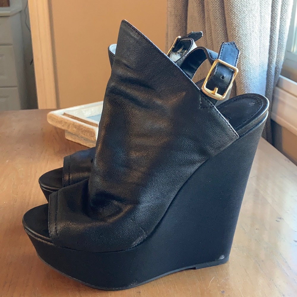 Steve Madden wedges